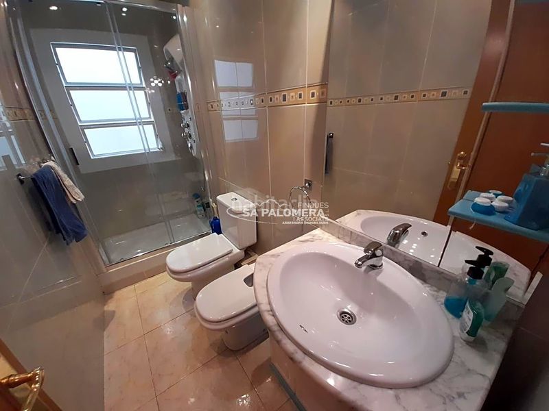 Foto 1178ce7d-537c-43f3-8654-90bda5558b50. Piso  en venta , tercera planta sin ascensor en Blanes