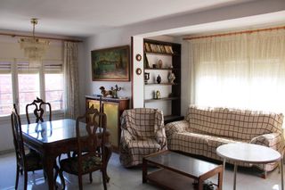 Appartement à Bellpuig. El hogar perfecto para tu familia en bellpuig!