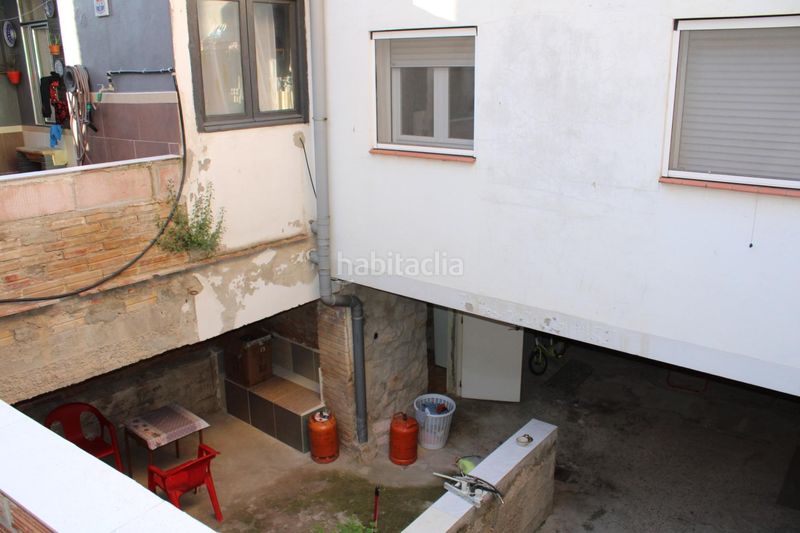 Foto 14efb448-10c7-4a92-b6c9-c6ee489b1811. Casa adossada amb aparcament a Bellpuig