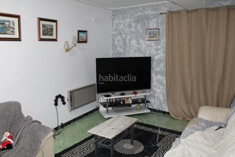 Foto 2d9963c0-d8e0-4474-b5d7-448289a3e966. Casa adossada amb aparcament a Bellpuig
