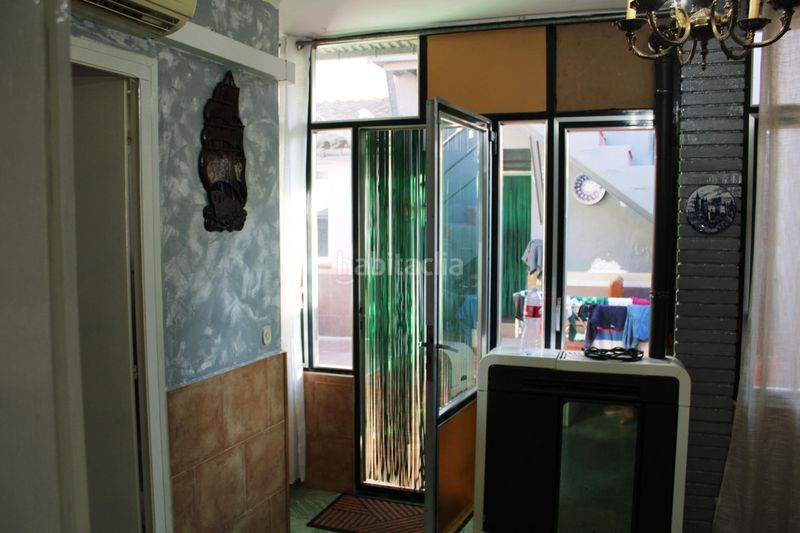 Foto a8478236-96ad-4358-a4fa-06ab06c4db8c. Casa adossada amb aparcament a Bellpuig