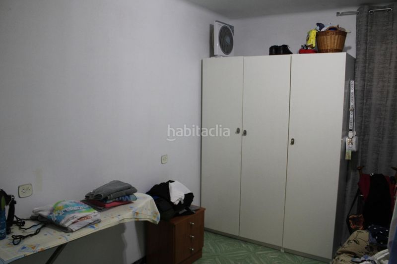 Foto c08d7eb0-258a-41bc-a4c6-3cbc74e8b887. Casa adossada amb aparcament a Bellpuig