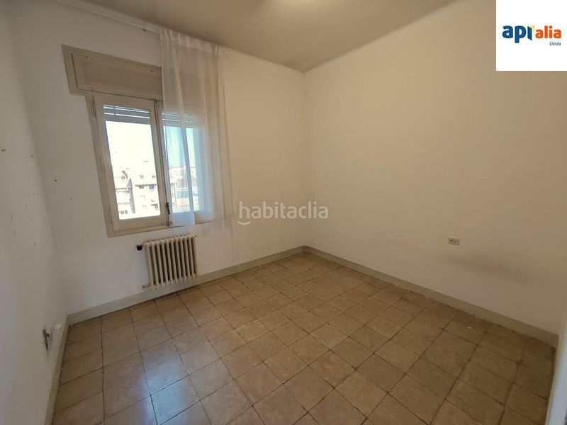 Foto e5160468-ac84-40a1-92e4-34cc1d4e8bfe. Pis a prat de la riba 57 a Príncep de Viana-Clot-Xalets Humbert Torres Lleida