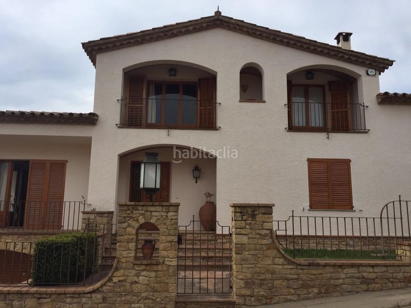 Foto 12a0667c-b9d3-4b07-a42f-cf6f75ef8a25. Casa amb calefacció aparcament a Bisbal d´Empordà (La)