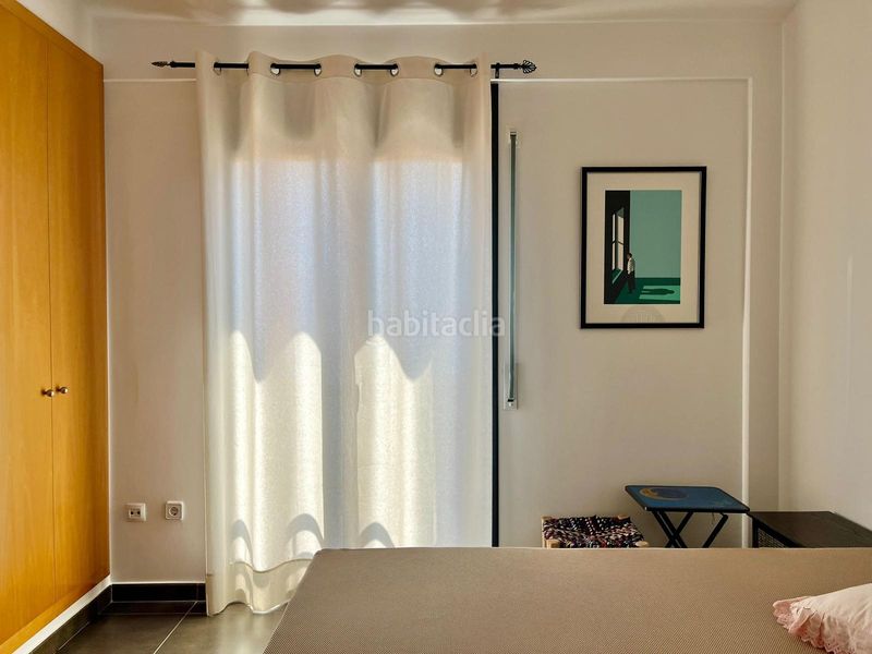 Foto 5f350da4-73c4-4d9c-b8ac-184f6d291c8d. Casa amb calefacció aparcament a Eixample Residencial Escala (L´)