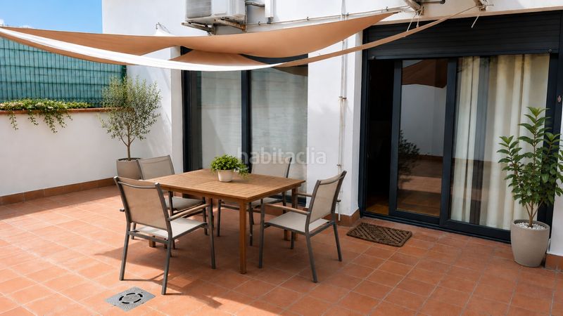 Foto a25e0f56-59b3-4548-8e88-fde67de63f0e. Casa amb calefacció aparcament a Eixample Residencial Escala (L´)