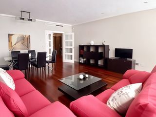 Lloguer Pis a Casco Antiguo. Piso con muebles zona peatonal cartagena con plaza de garaje!!!!