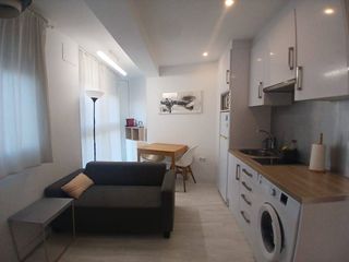 Lloguer Apartament a Ciudad Jardín. Apartamento alquiler zona corte ingles. amueblado. internet y ag