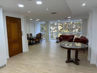 Location Appartement à Casco Antiguo. Se alquila piso amplio y luminoso totalmente reformado!!!! zona