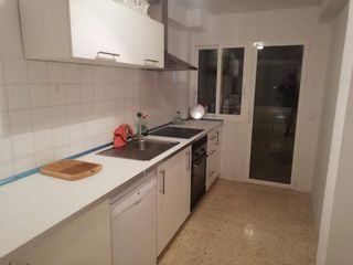 Rent Flat in Alameda. Se alquila piso zona alameda!!!! disponible a mediados de junio