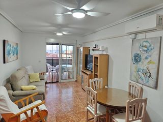 Miete Dachwohnung in Islas Menores-Mar de Cristal. Ático en alquiler  islas menores  se alquila de septiembre a jun