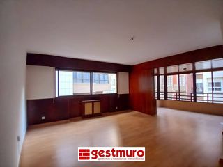 Pis a Casco Antiguo. Piso en venta en marcos redondo con plaza de garaje opcional