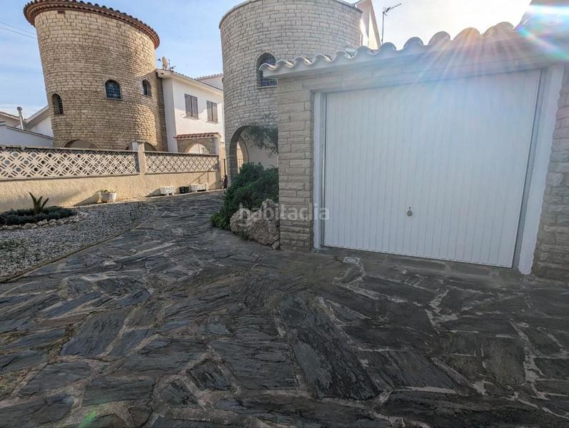 Foto 2bba5dbd-ed97-4f41-83e7-a4b162f45624. Chalet avec chauffage parking piscine dans Tordera - Fluvià - Llobregat Empuriabrava