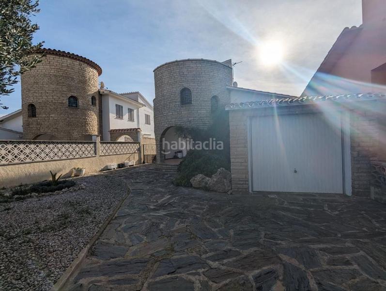 Foto abadf08d-fef9-4f5c-aade-a8c02d124017. Chalet avec chauffage parking piscine dans Tordera - Fluvià - Llobregat Empuriabrava