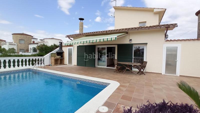 Foto e9913363-dd8c-42c0-86bc-2398fe774ca2. Chalet avec chauffage parking piscine dans Tordera - Fluvià - Llobregat Empuriabrava