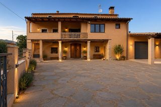 Chalet in Diseminado afores 32. Masia del s.xix con gran parcela