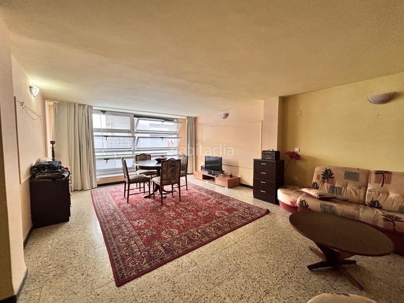 Foto d725d0c1-755c-4201-a870-eac61f7148b1. Local comercial a Centre Roses