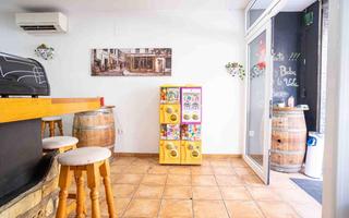 Business premise  Carrer del doctor hermenegild arruga. Tradici?n a la parrilla en el coraz?n de roses con encanto andal