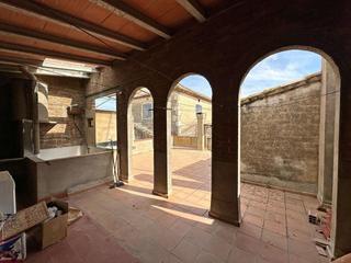Edifici a Bisbal d´Empordà (La). Oportunidad para inversores! edificio rústico en el barrio viejo