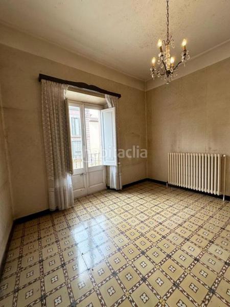 Foto 070aa359-9bec-4064-933d-57fa295877eb. Édifice dans Bisbal d´Empordà (La)