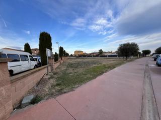 Finca rústica  Calle dels olivars. Parcela esquinera en venta en torroella de fluvià