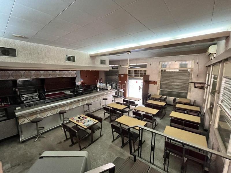 Foto 9e248eb2-ba07-49db-9d78-37d3fb96514f. Edifici a Centre Figueres