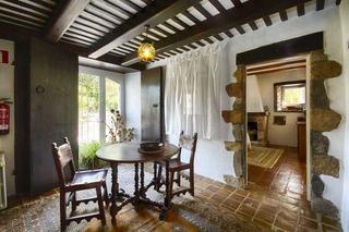 Xalet  Camí de l'esparra. Casa  chalet en riudarenes casa rural  del s xvi en girona