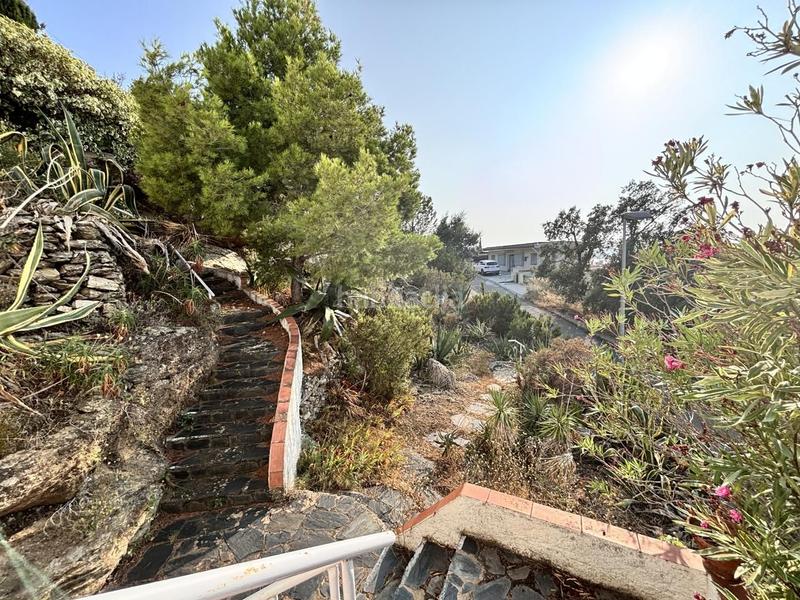 Foto fd997bc0-460f-445c-8c98-8adcbd3d367d. Chalet casa reformada con magníficas vistas en plena naturaleza un lugar único para vivir! en Roses