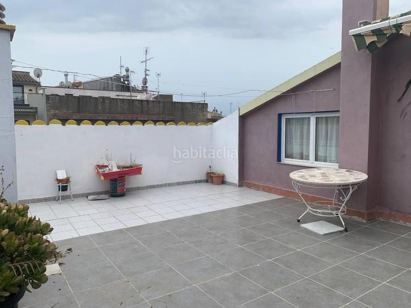 Foto 2d3c8ae0-6b97-42d2-8bf9-07b2500c1e96. Chalet edificio ideal inversores en Eixample-Horta Capallera Figueres