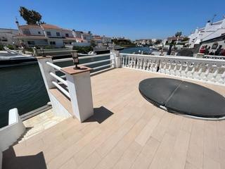 Xalet  Carrer freser. Casa con amarre en empuriabrava!