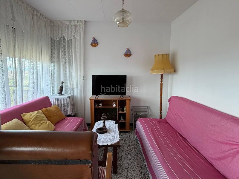 Foto eddf3ae8-d8ab-4822-94f7-b55c3f671bf5. Pis a Empuriabrava