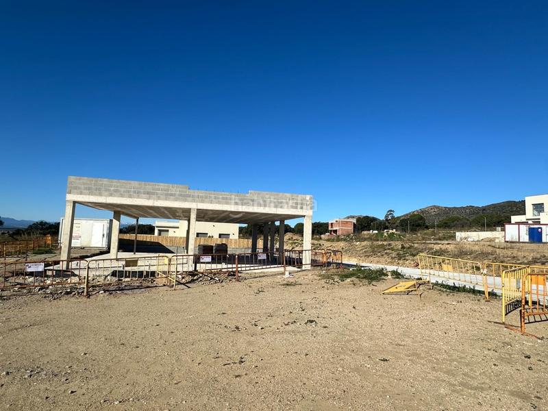 Foto 27b5bea3-4ee5-4e70-9259-8d7eeeb5381d. Chalet  obra nueva en palau savardera en Palau-saverdera