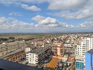 Estudi  Delta muga. Exclusivo estudio reformado con vistas panormicas en empuriabra
