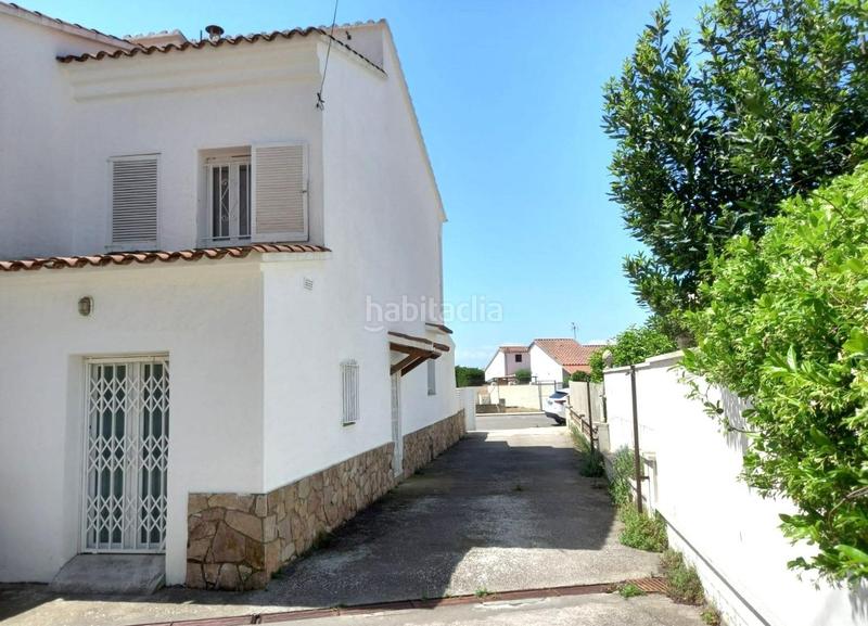 Foto c3e332a3-015d-4502-a82a-bbaac2e1f918. Xalet amb calefacció a Santa Margarida Roses