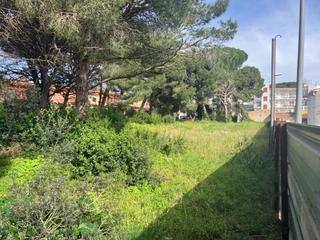 Terreny residencial  Pasaje bellcaire 8. Oportunidad única para inversores y promotores!