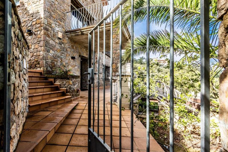 Foto 24456f0c-d06e-4fec-a944-734f00268793. Chalet en carretera carretera de la platja del racó 55 exclusiva villa en sa riera, , con vistas panorámicas a las illes medes en Begur