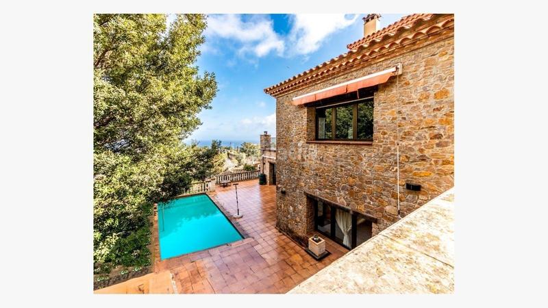 Foto 8f667ee3-006e-43e8-aa49-e96acf6fc726. Chalet en carretera carretera de la platja del racó 55 exclusiva villa en sa riera, , con vistas panorámicas a las illes medes en Begur