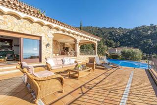 Chalet in Palau-saverdera. Casa con impresionantes vistas a la bahía de roses  palau saverd