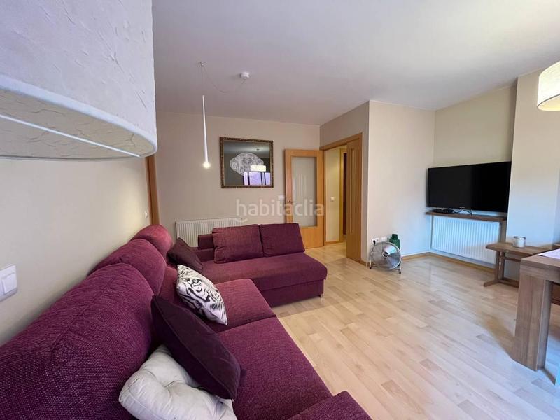 Foto 0b38e287-3176-45a5-b2f3-d48b96ed179c. Piso exclusivo dúplex con parking en el centro en Figueres