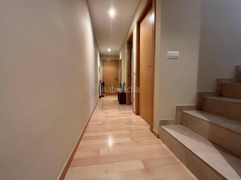 Foto 409aaa5a-b4c6-4e37-ae4b-93d388e34bfe. Piso exclusivo dúplex con parking en el centro en Figueres