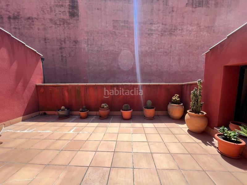 Foto 5d72887e-0c9e-453d-a97c-b7750c55a083. Piso exclusivo dúplex con parking en el centro en Figueres