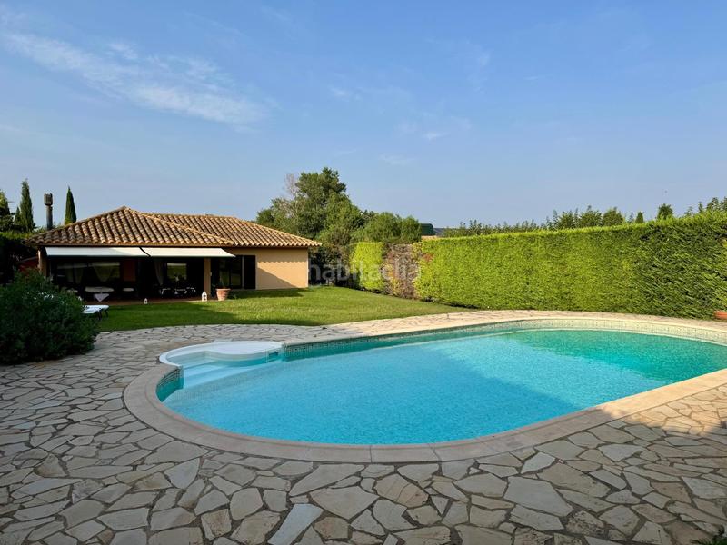 Foto 24be099c-555d-4a65-a1e7-32ec86b211a2. Chalet exclusivo chalet en golf torremirona en Navata