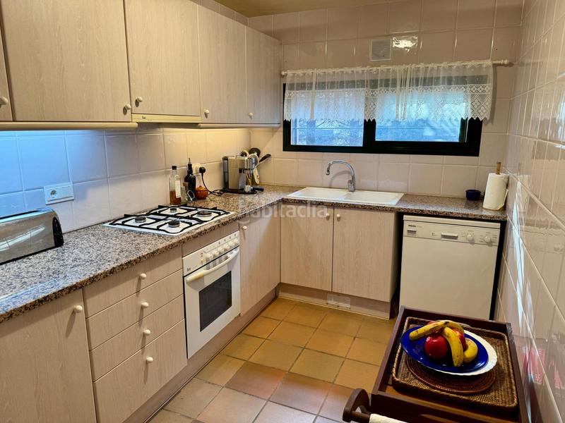 Foto 96dc476a-d802-4f1e-adb1-22902efa1d5a. Chalet exclusivo chalet en golf torremirona en Navata