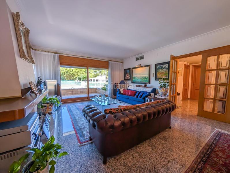 Foto 18b70a86-4243-4917-b0ca-7acf10d4fb7f. Xalet amb calefacció aparcament piscina a Banyoles