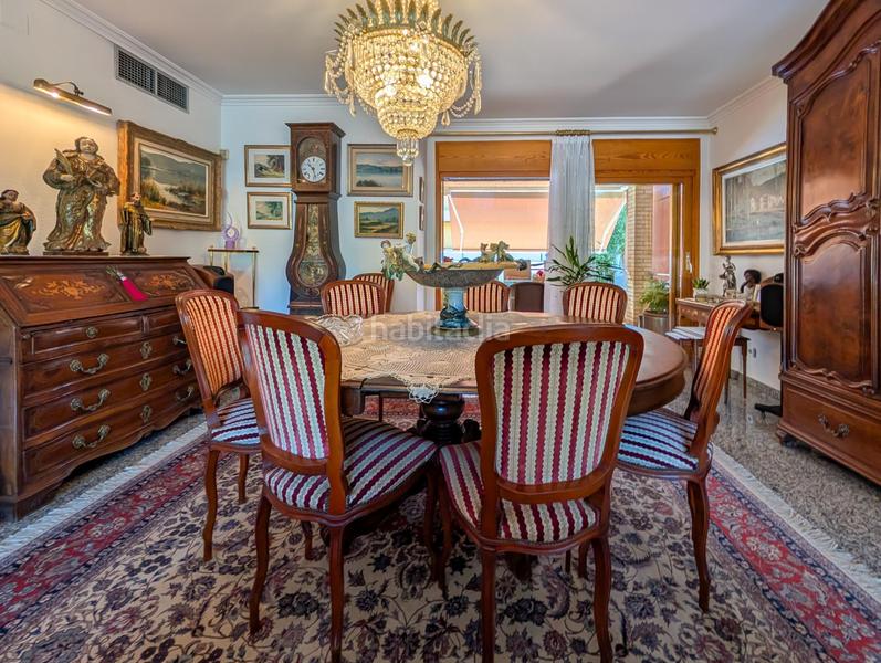 Foto 38179388-638f-4d66-b504-1dbb4f9479c8. Xalet amb calefacció aparcament piscina a Banyoles