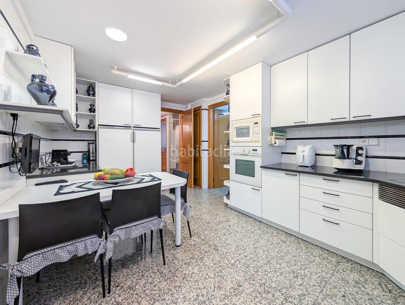 Foto 5f44770d-7ce6-4c40-9637-44ec9ed8cd17. Xalet amb calefacció aparcament piscina a Banyoles