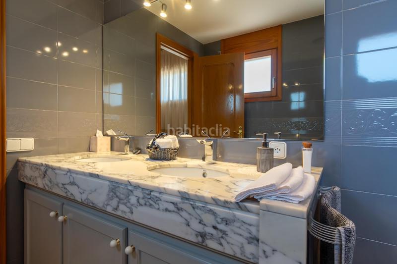 Foto 6e712d82-85df-41fb-9b2a-f7f7eb85ab4e. Xalet amb calefacció aparcament piscina a Banyoles