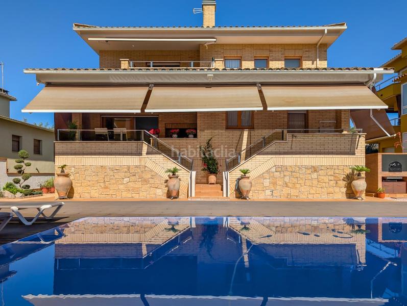 Foto 77608dbb-2e16-424f-bcf1-022ca7c47471. Xalet amb calefacció aparcament piscina a Banyoles