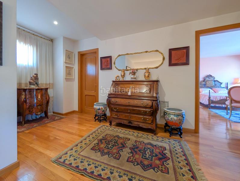 Foto 8ef1a367-e1e5-4b72-896e-0a760d00b373. Xalet amb calefacció aparcament piscina a Banyoles