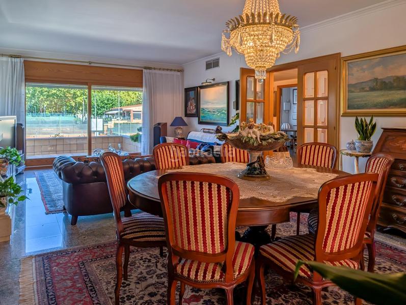 Foto b8275092-90e4-4e1d-829e-bc6a7270c8be. Xalet amb calefacció aparcament piscina a Banyoles